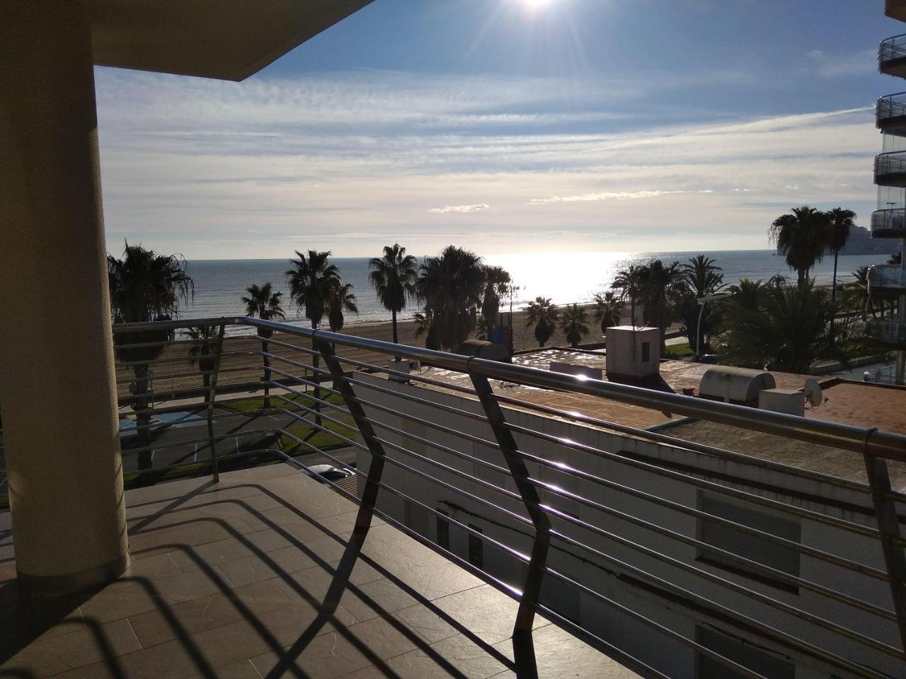 Apartamentos Deluxe Playa Norte Peñíscola Exteriör bild